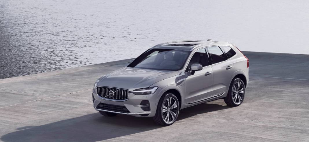 VOLVO TEMMUZ 2025 GÜNCEL FİYAT LİSTESİ | Tarihinde ilk yaşandı: ÖTV düzenlemesiyle Volvo XC90 10 milyon barajını aştı! 7